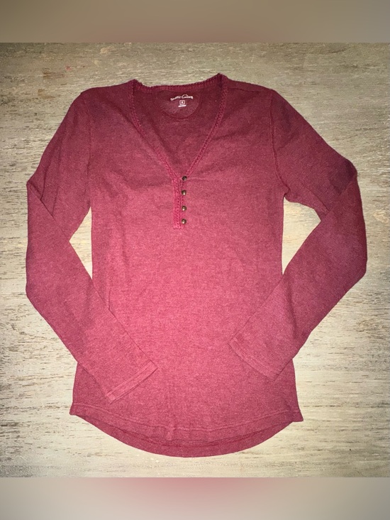 Eddie Bauer Tops - Eddie Bauer Long Sleeve Henley in maroon